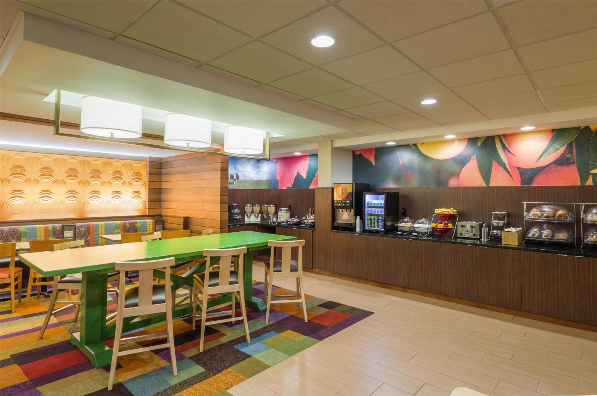 BW Allentown Bethlehem Lehigh Valley Inn & Suites Exterior foto