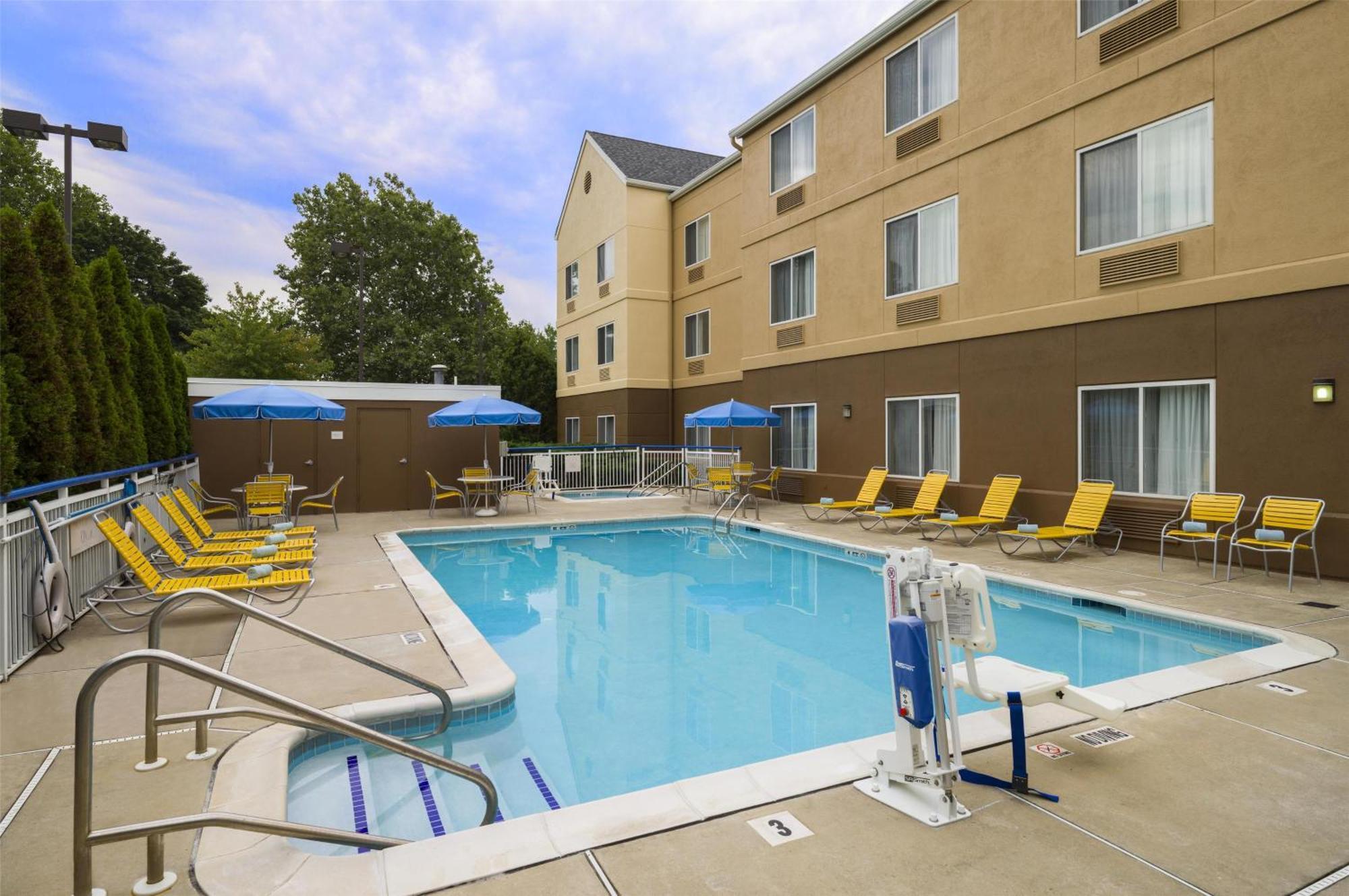 BW Allentown Bethlehem Lehigh Valley Inn & Suites Exterior foto